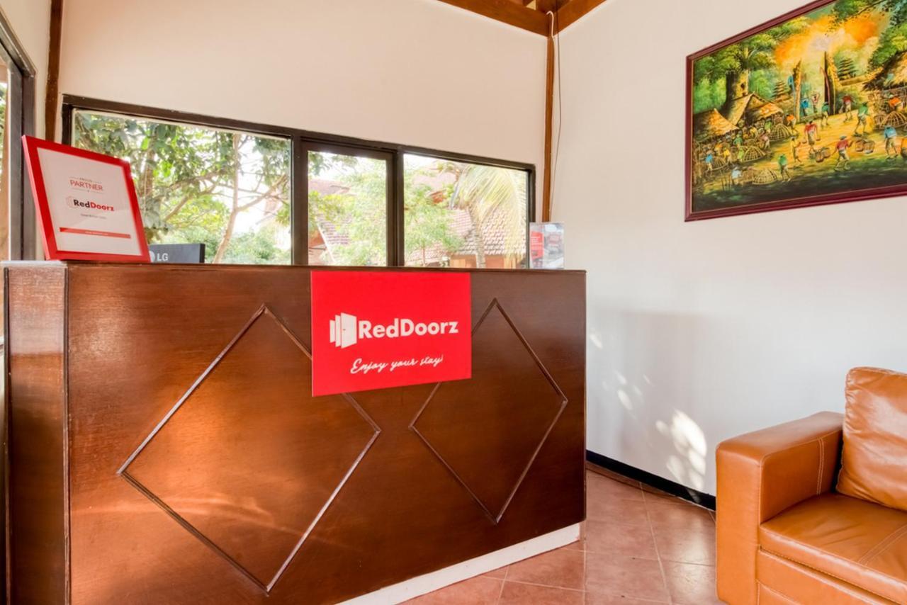 Reddoorz Syariah Near Gor Ken Arok Hotel Маланг Екстериор снимка