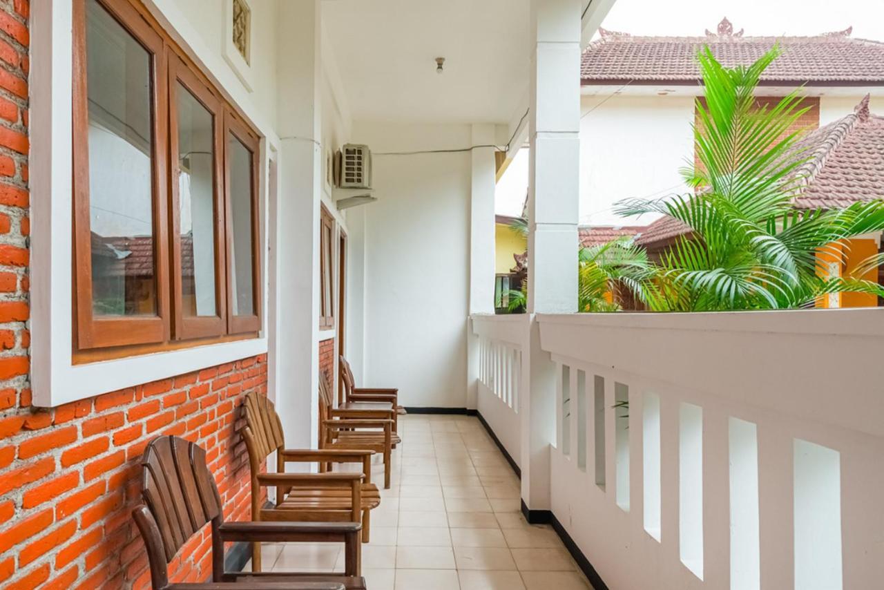 Reddoorz Syariah Near Gor Ken Arok Hotel Маланг Екстериор снимка